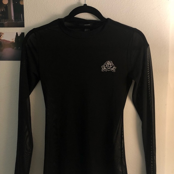 MESH BLACK LONGSLEEVE ROSE PATCH🖤 - Picture 2 of 5